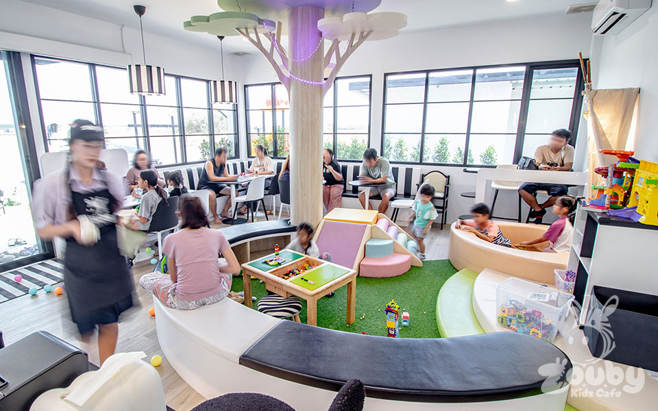 บรรยากาศภายในคาเฟ่เด็ก